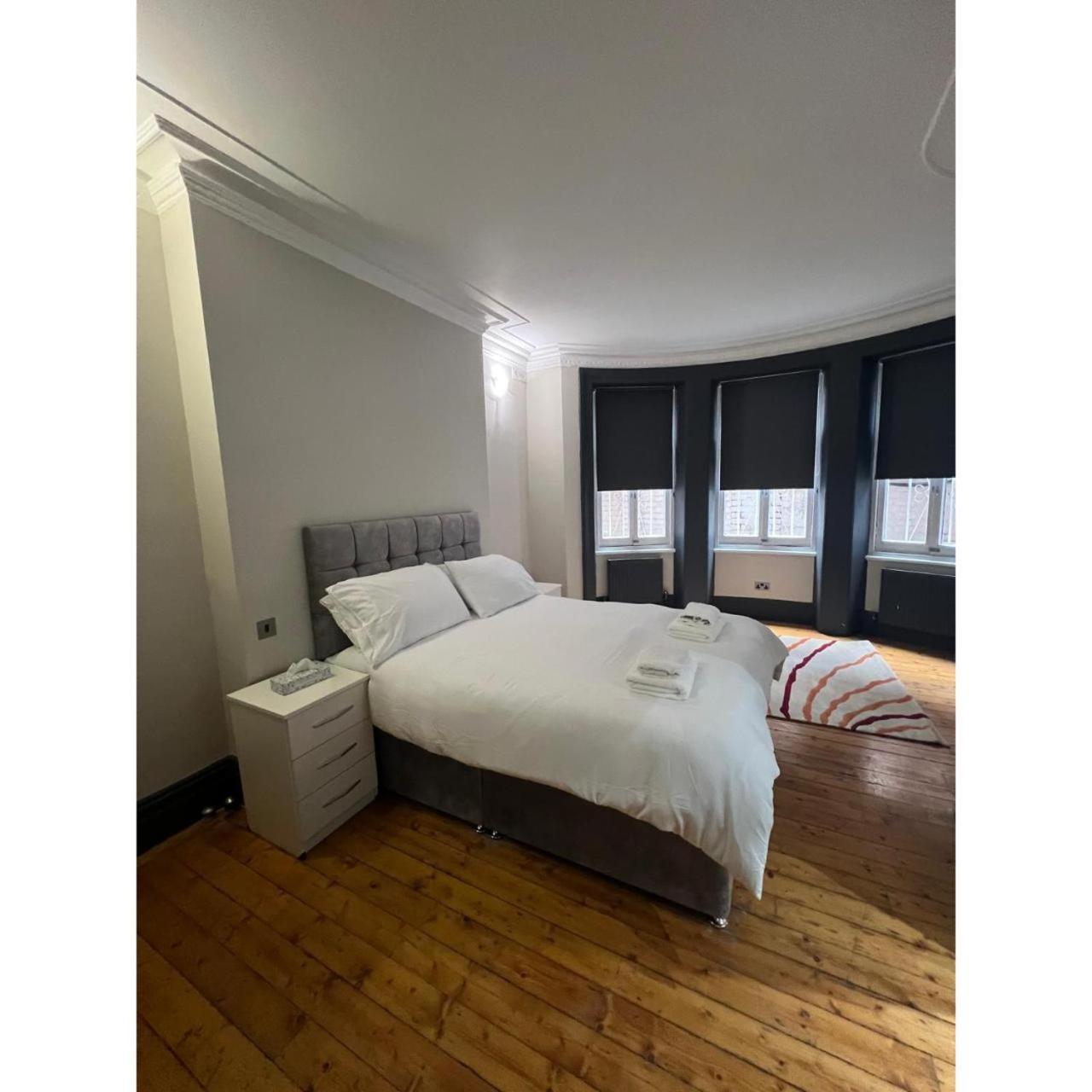 Appartamento Fabulous 3 Bed Flat Near Edgware Road Station Londra Esterno foto